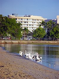 Cairns Holiday Inn on the Esplanade