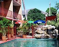 Cairns Holiday Lodge